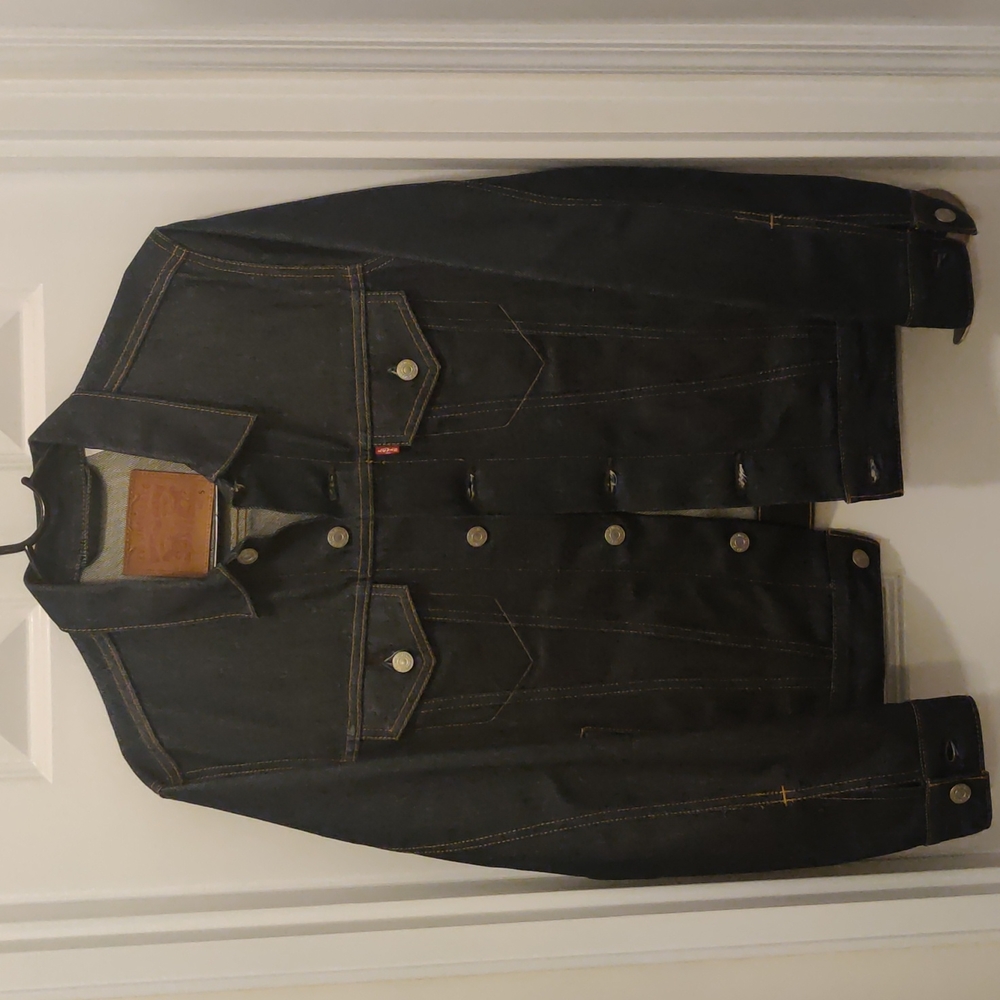 Levi's Dark Indigo Denim Jacket with Contrast Stitching